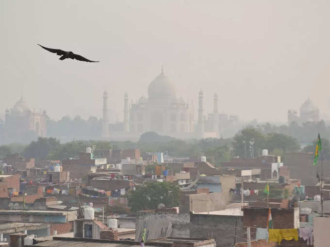 ​दोपहर को कुछ देर मिली झलक​