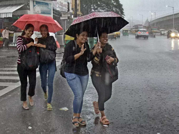 ഓറഞ്ച് യെല്ലോ അലേർട്ടുകൾ​