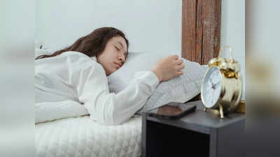 Sleep Deprivation: రోజూ 7 గంటల కంటే తక్కువ సమయం నిద్రపోతే.. బరువు పెరుగుతారా..?