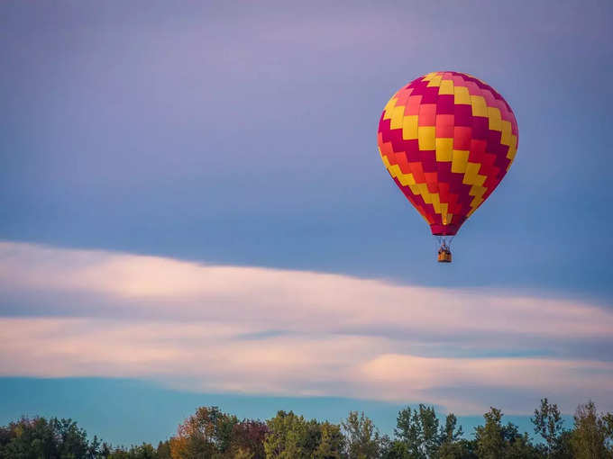 Hot air balloon safari