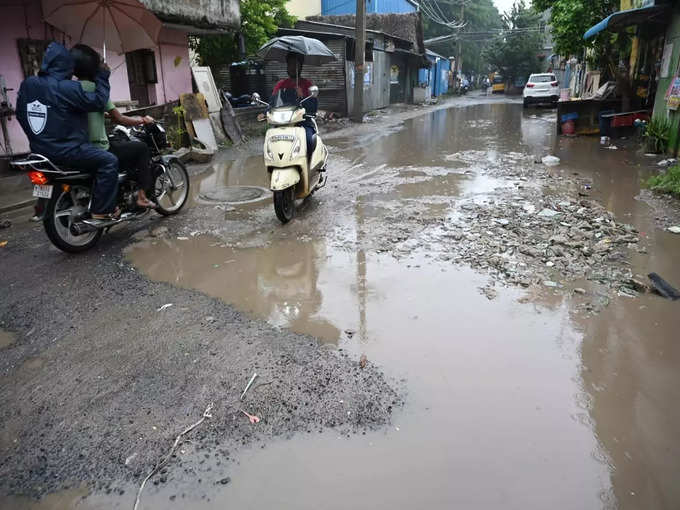 ​இடைவிடாது பெய்த மழை