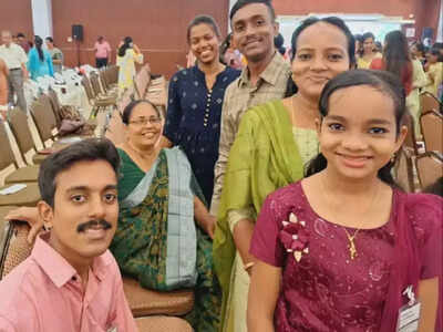 കളമശേരി സ്ഫോടനം മരണം ആറായി; അമ്മയ്ക്കും സഹോദരിക്കും പിന്നാലെ പ്രവീണും യാത്രയായി കളമശേരി സ്ഫോടനം മരണം ആറായി; അമ്മയ്ക്കും സഹോദരിക്കും പിന്നാലെ പ്രവീണും യാത്രയായി