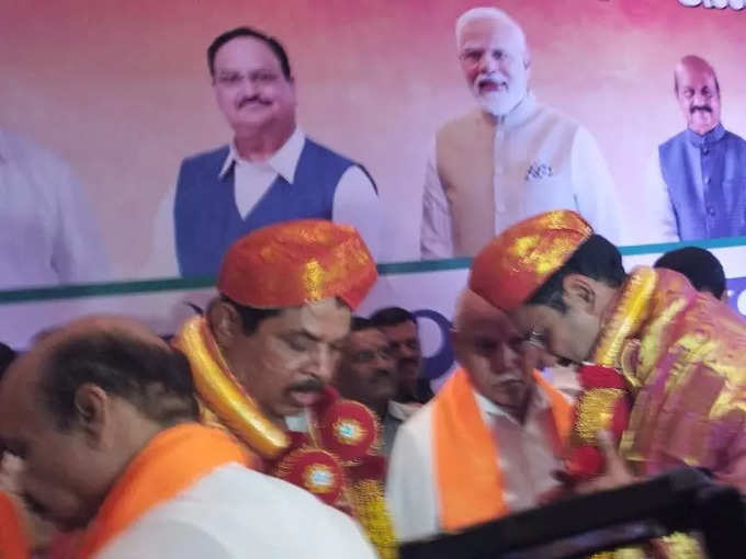 R Ashok get grand welcome at BJP office in Bengaluru