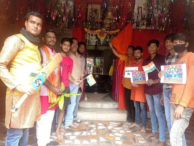 लखनऊ के मंदिर में भारतीय टीम के लिए पूजा