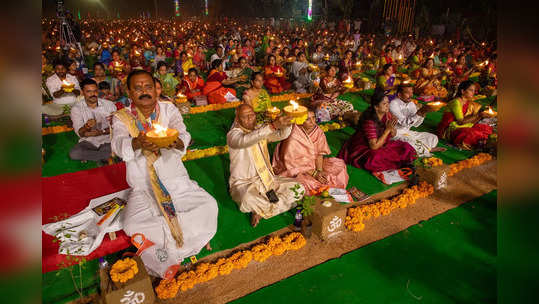 తిరుపతిలో టీటీడీ ఆధ్వర్యంలో వైభవంగా కార్తీక దీపోత్సవం 