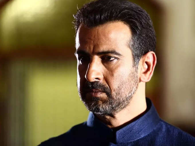 ronit roy pic