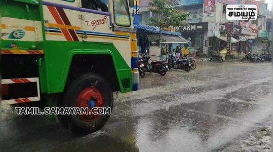 heavy rain in alangudi cause people suffer