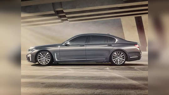 BMW 740I M: சென்னையில் பளபளனு வந்த புது ரூ. 1.8 கோடி பி.எம்.டபுள்.யூ. கார்: பின் சீட்ல இருந்தது யார் தெரியுமா?