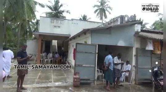 robbery near vellakovil at tiruppur cause people panic