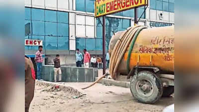 मोटर ठीक करने पानी के टैंक में उतरे पर लौटे नहीं... दिल्ली के विकास नगर में करंट लगने से 3 की मौत