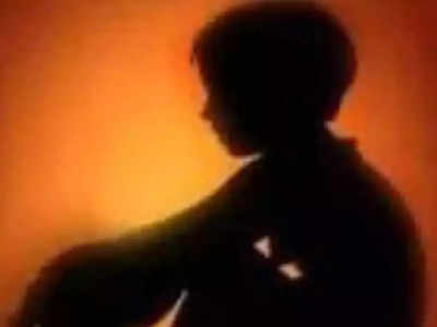 जौनपुरः दलित किशोर से मारपीट कर पेशाब पीने को किया मजबूर, काट दी भौंहें, 2 पर केस दर्ज