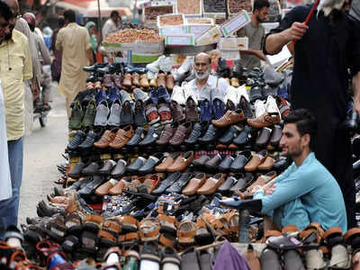 यूपी के इस शहर में मिलते हैं देश के सबसे सस्ते जूते, 500 रुपए में खरीदें 5 लेदर के बढ़िया शूज