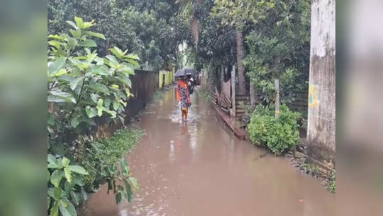 காஞ்சியில்  குடியிருப்பு பகுதிகளில் மழைநீருடன் கழிவுநீர்...  மக்கள் அவதி