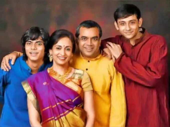 paresh rawal sons