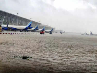 Chennai airport: மிக்ஜாம் புயல் எதிரொலி..சென்னை விமான நிலையம் வெளியிட்ட அறிவிப்பு..!