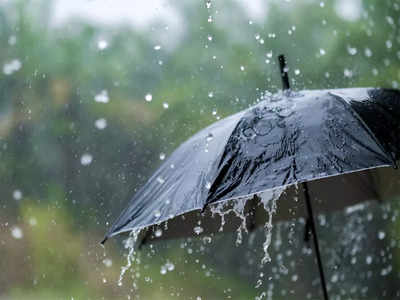 बारिश होने से यूपी में बढ़ी ठंड, मंगलवार को भी लखनऊ समेत इन जिलों में हो सकती है बरसात