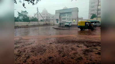 MP Weather Update: शिवपुरी में लगातार बारिश ने बढ़ाई ठंड, कलेक्टर ने स्कूलों के समय को लेकर जारी किया आदेश