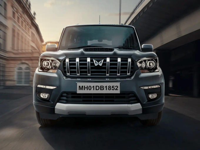 ​4.Mahindra Scorpio