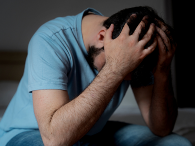 Depression in Men: પુરૂષોને આત્મહત્યા તરફ દોરી જાય છે આ 3 કારણો, દર બીજાં વ્યક્તિને જોખમ; એક્સપર્ટ પાસેથી જાણો ઉપાય 