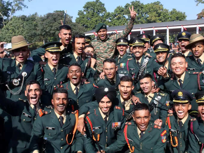 किनको मिला अवॉर्ड