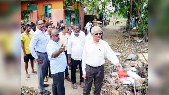 சுழன்றடிக்கும் சிவ்தாஸ் மீனா... ஓயாத கால்கள், துளிர்க்கும் நம்பிக்கை... தீரா பாய்ச்சலில் அரசு ஊழியர்கள்!