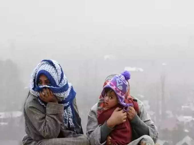 जम्मू-कश्मीर में 5 डिग्री से कम पहुंचा पारा