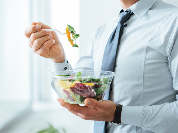 eating salad in office breakfast