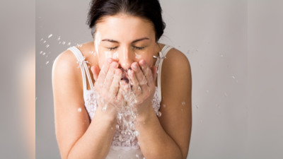 जब सर्दियों में खो जाता है निखार, त्वचा की सफाई के साथ रोगों से बचाता है गुनगुना पानी