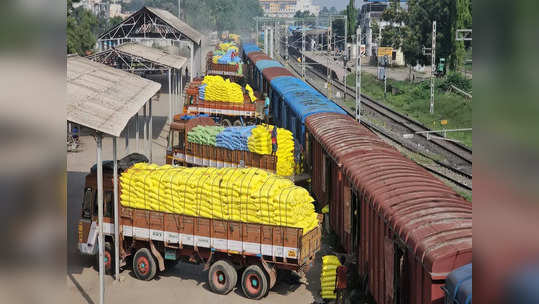 கோவைக்கு சரக்கு ரயில் மூலம் 1,300 மெட்ரிக் டன் உரம் வந்தடைந்தது!