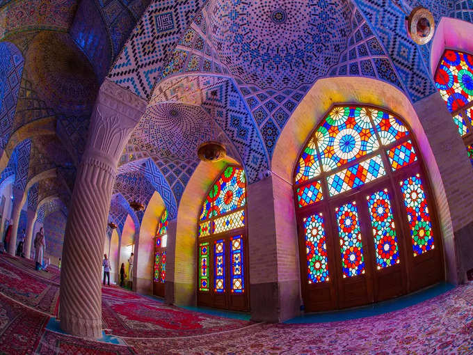 ईरान को हुआ पर्यटकों की संख्या में इजाफा