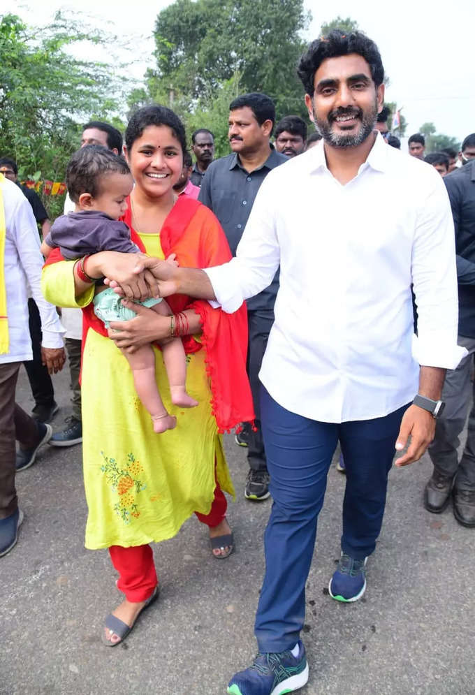 లోకేష్ యువగళం పాదయాత్రలో నంద‌మూరి-నారా కుటుంబ‌స‌భ్యులు