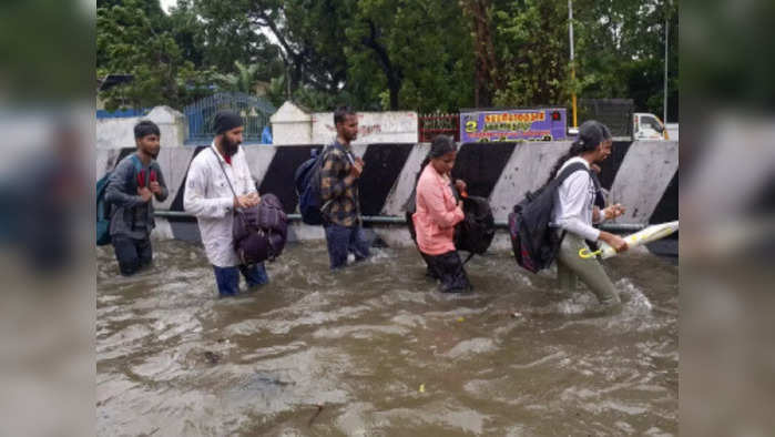 Tamil news live Tirunelveli Tuticorin flood updates : தூத்துக்குடி, நெல்லையில் இன்று பள்ளி, கல்லூரிகளுக்கு விடுமுறை; மீட்பு பணிகள் தீவிரம்!