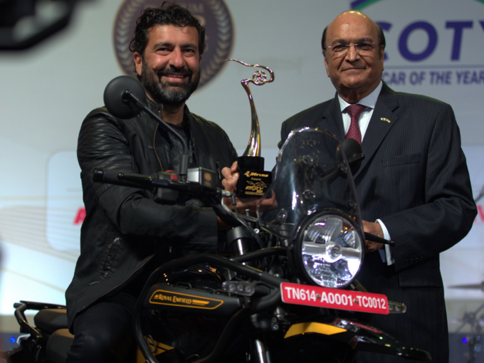 इंडियन मोटरसाइकल ऑफ द ईयर अवॉर्ड के विजेता और प्रतिभागी
