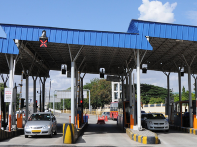 Toll Gate வரிசையில் இனி வெய்ட் பண்ணவேண்டாம்! மார்ச் 2024 முதல் புதிய முறை!