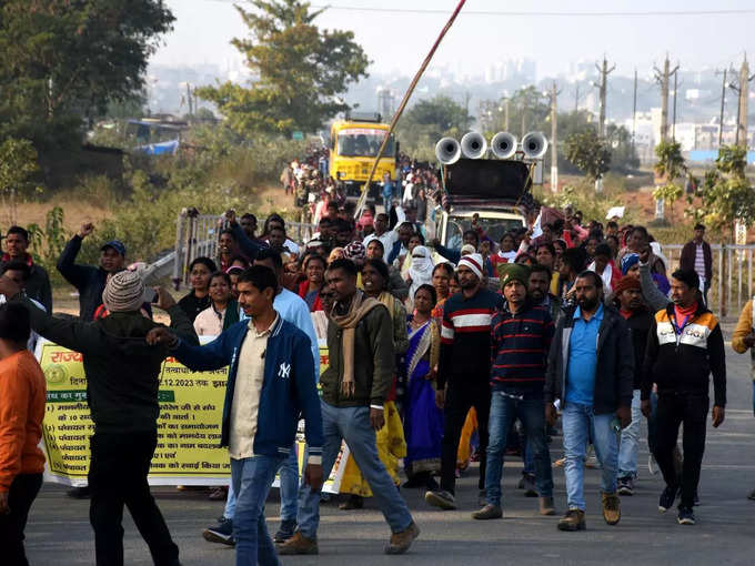 Police Lathicharge  Ranchi