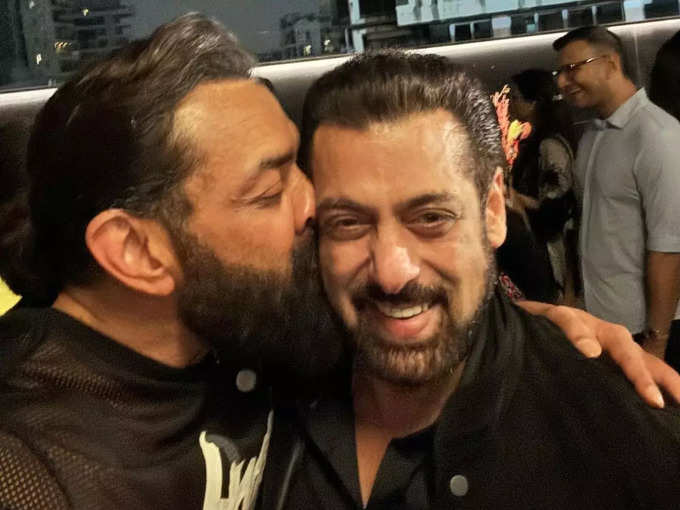 bobby deol kisses salman