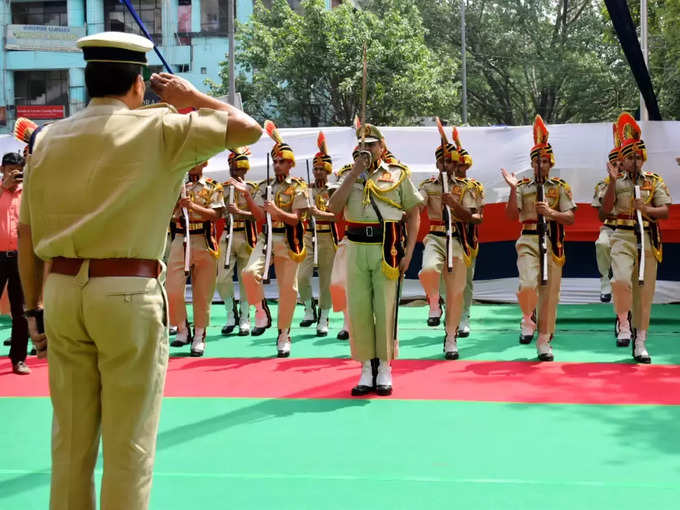 ​6. राज्य पुलिस कांस्टेबल परीक्षा​