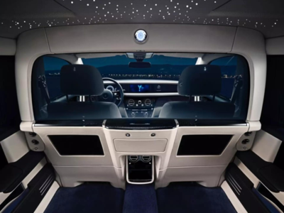 लग्झरी कार खरेदी करणाऱ्यांची आवडती आहे Rolls-Royce आणि Bentley कार; जाणून घ्या या सर्व मॉडेल्सच्या किमती