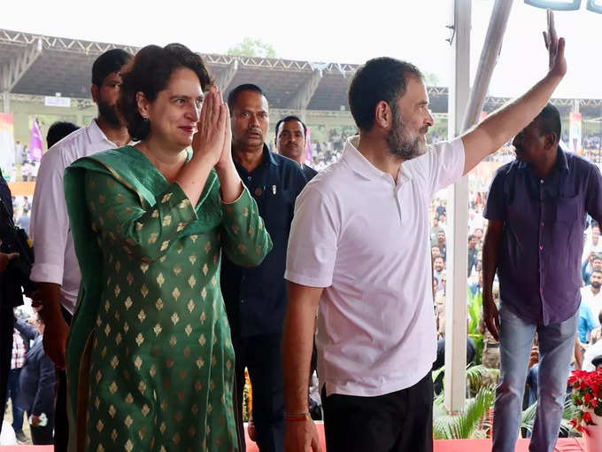 Priyanka Gandhi in telangana