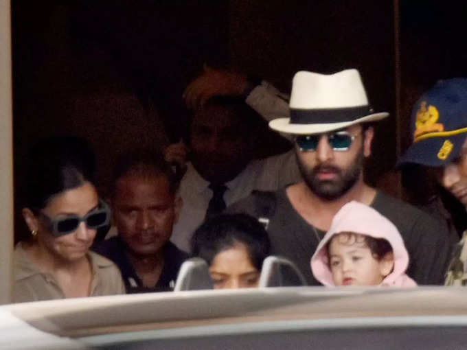 Ranbir kapoor daughter raha