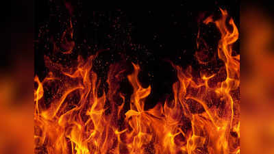 मेरठ: चिप्स-कुरकुरे की फैक्टरी में लगी आग, 25 मजदूरों ने भागकर बचाई जान, एक की जिंदा जलाने से मौत