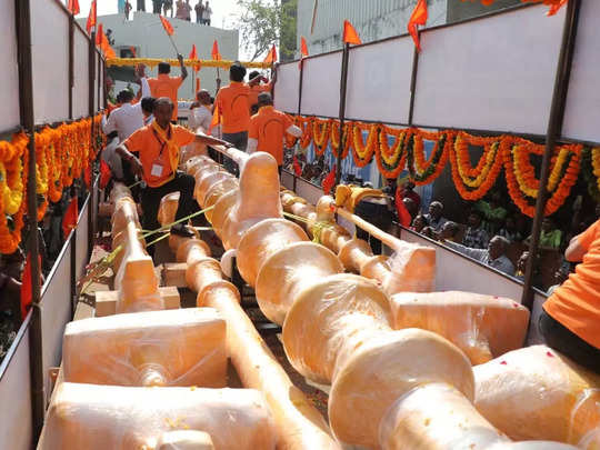 ४४ फूट उंच ध्वज खांब - अयोध्‍या राममंदिरसाठी पोचलेल्या सर्वात अनोख्या भेटवस्तू