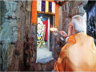 राम मंदिरात देवतांना आवाहन, अयोध्येत प्राणप्रतिष्ठेच्या विधींना सुरुवात