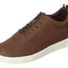 Sneakers (स्नीकर्स) - Upto 50% to 80% OFF on Sneakers Online at Best Prices  In India | Flipkart.com