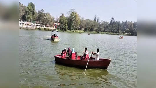 சேலம் ஏற்காடு உயிரியல் பூங்கா, பூலாம்பட்டி படகு இல்லம், முட்டல் நீர்வீழ்ச்சி... அலைமோதிய சுற்றுலா பயணிகள்!