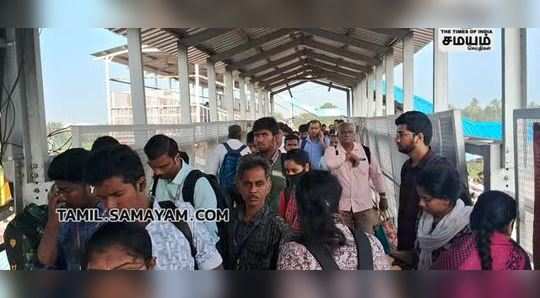 unusual crowd at railway station in kanchipuram