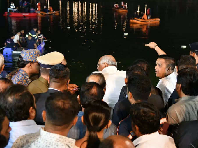 Gujarat cm at harni lake