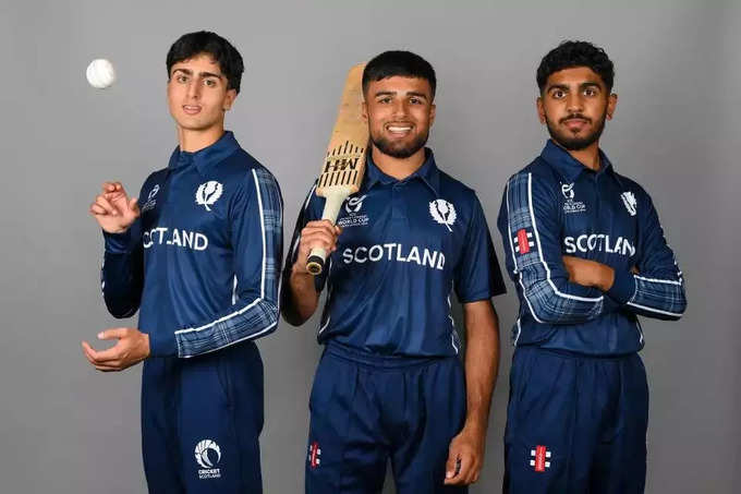 <strong>स्कॉटलैंड: इब्राहिम फैसल, कासिम खान और उजैर अहमद</strong>