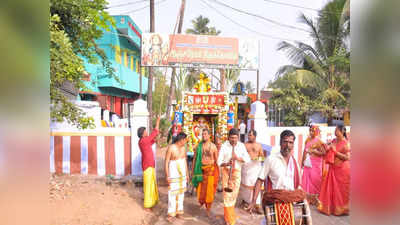 500 ஆண்டுகளுக்கும் மேல் பழமையான பெரியகுளம் ஆஞ்சநேயர் கோவில் மகா கும்பாபிஷேகம்! ஆயிரக்கணக்கான பக்தர்கள் பங்கேற்பு!