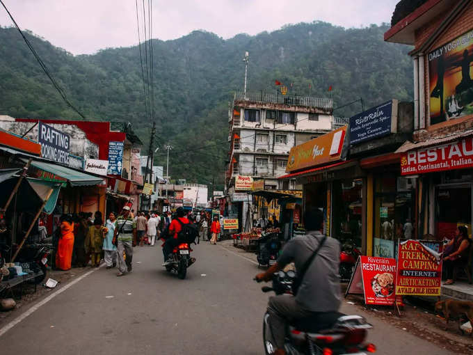 ರಿಷಿಕೇಶದ ಆಶ್ರಮ